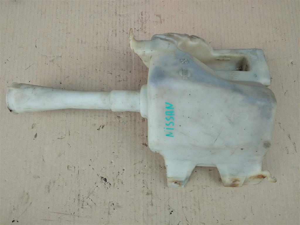 NISSAN ALMERA (N16) 2000-2006 для Бачок омывателя