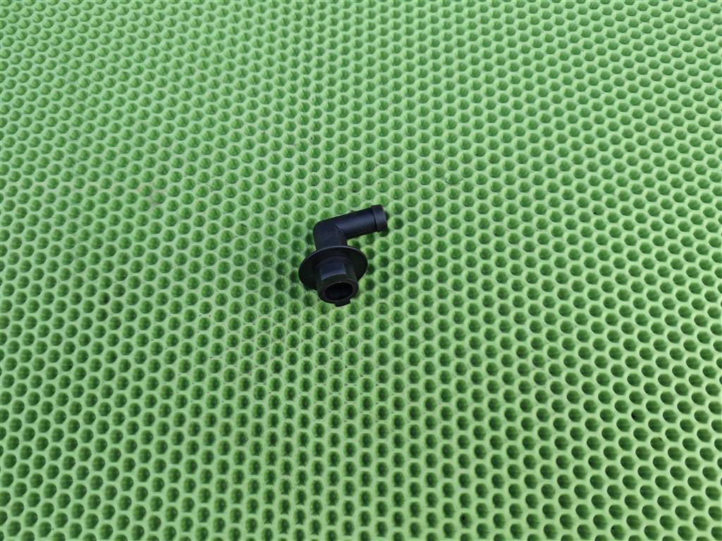 JEEP GRAND CHEROKEE (ZJ) 1993-1998 для Штуцер вентиляции картерных казов