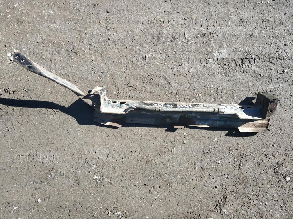 JEEP GRAND CHEROKEE (ZJ) 1993-1998 для Балка (суппорт) радиатора