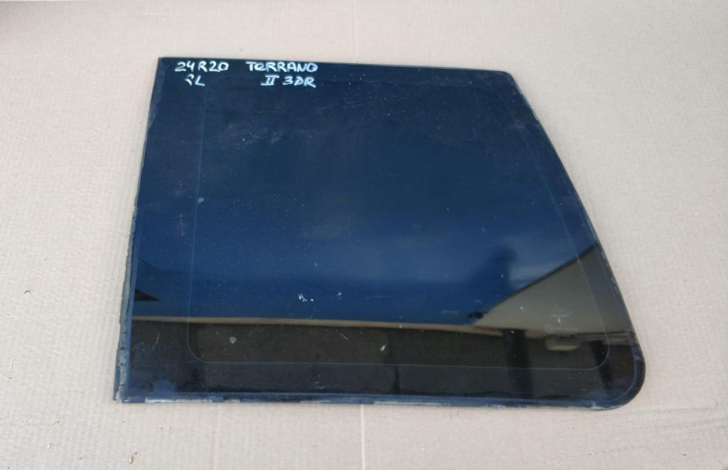 NISSAN TERRANO II (R20) 1993-2004 для Стекло кузова левое
