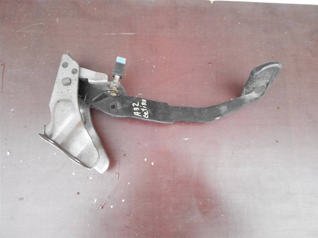 NISSAN CEFIRO (A32) 1994-1999 для Педаль тормоза