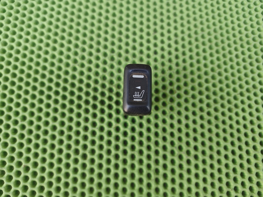 SUBARU LEGACY (B11) 1994-1998 для Кнопка обогрева сидений