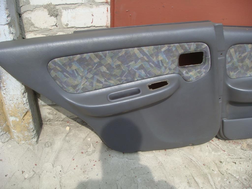 NISSAN ALMERA (N15) 1995-2000 для Обшивка двери задней левой