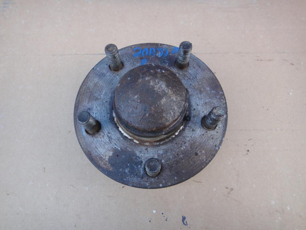 NISSAN CEFIRO (A33) 1999-2006 для Ступица задняя