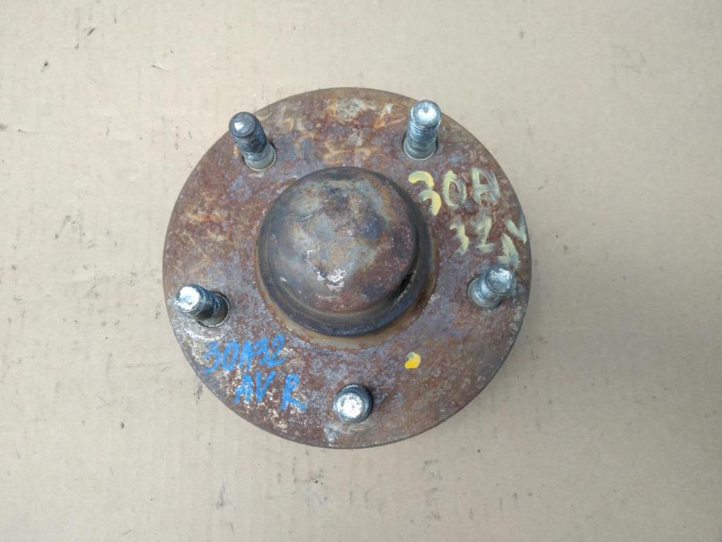 NISSAN MAXIMA (A32) 1994-2000 для Ступица задняя