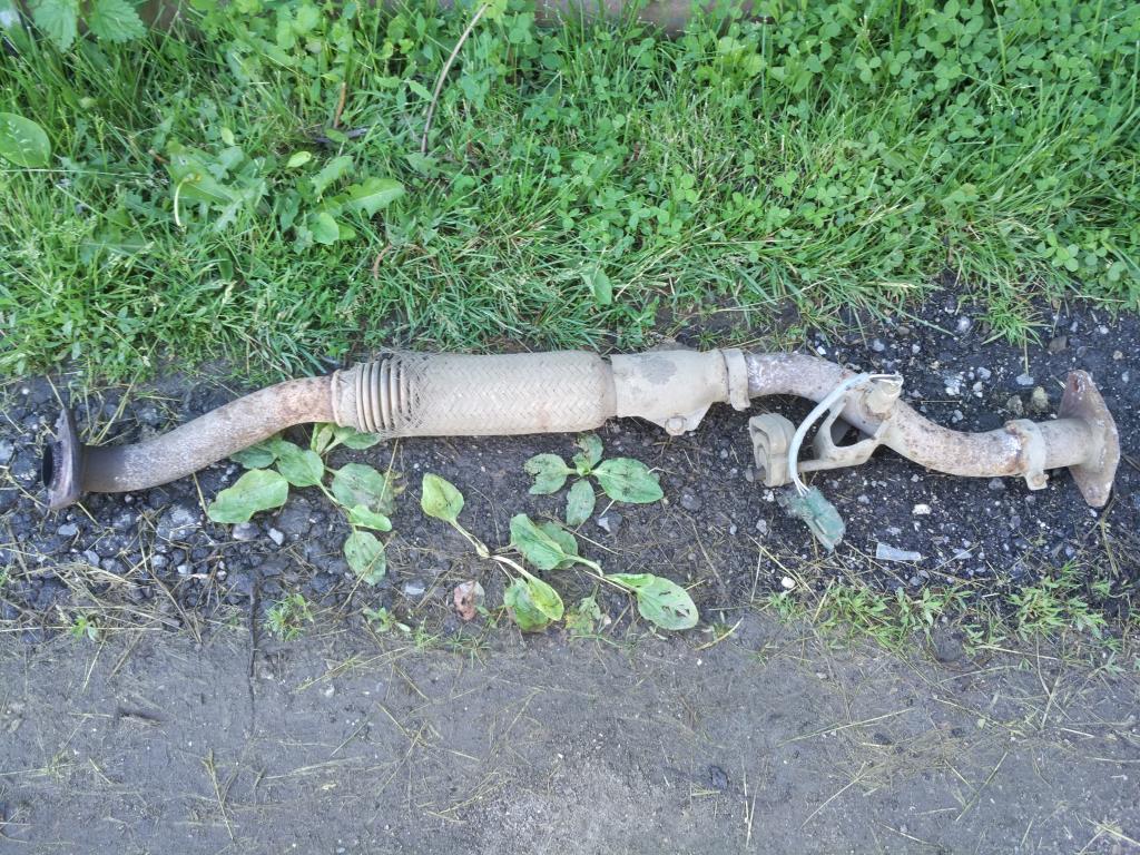 NISSAN ALMERA (N16) 2000-2006 для Труба приемная глушителя