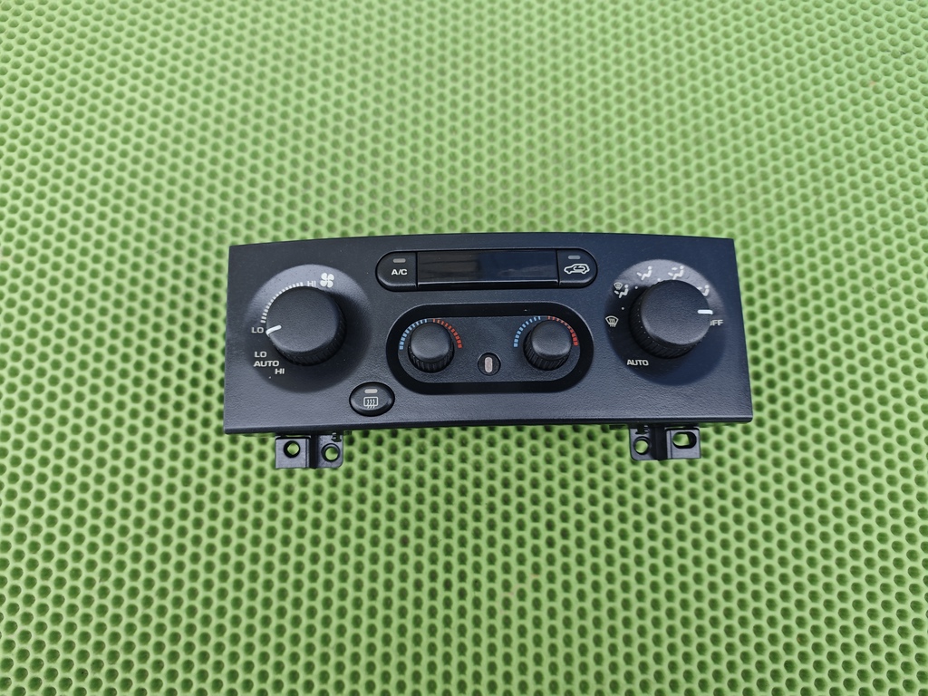 JEEP GRAND CHEROKEE (WJ) 1999-2004 для Блок управления отопителем (печкой)