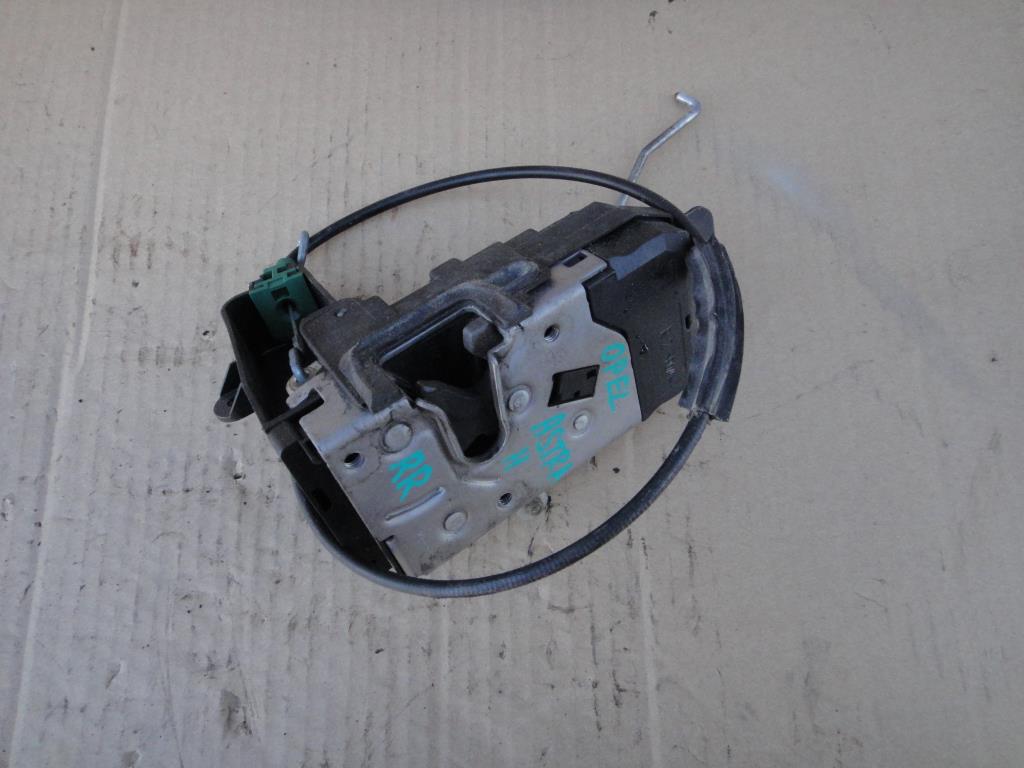 OPEL ASTRA H 2004- для Замок двери передней правой