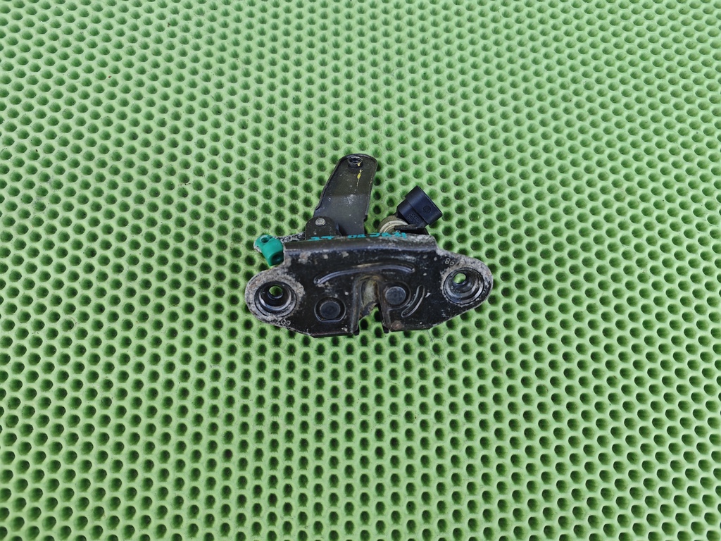 JEEP GRAND CHEROKEE (ZJ) 1993-1998 для Замок багажника