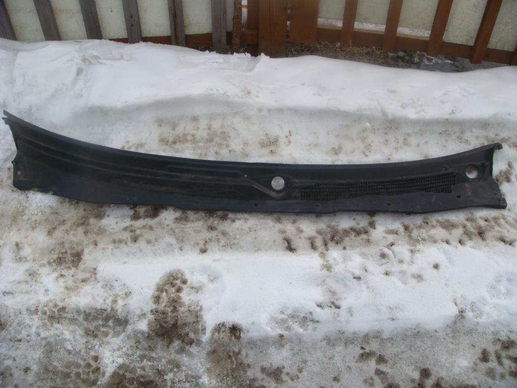 NISSAN MAXIMA (A32) 1994-2000 для Накладка стеклоочистителя (жабо)