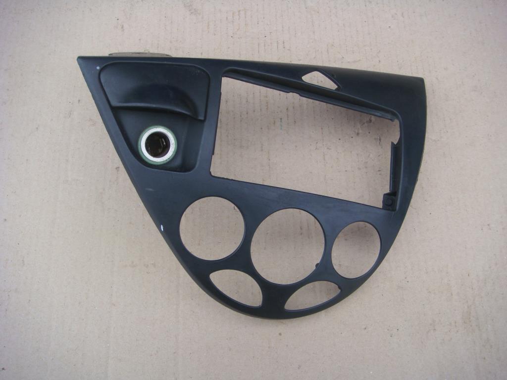 FORD FOCUS I 1998-2004 для Консоль торпедо (ценральная)