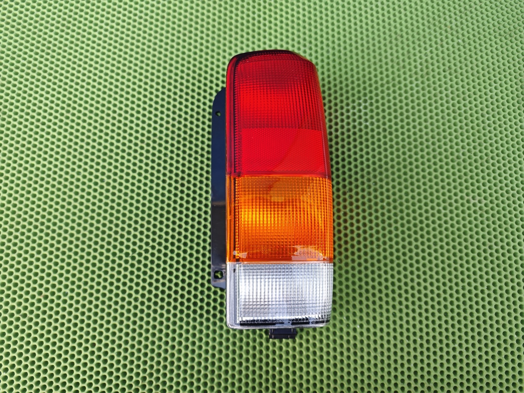 JEEP CHEROKEE (XJ) 1990-2001 для Фонарь задний правый