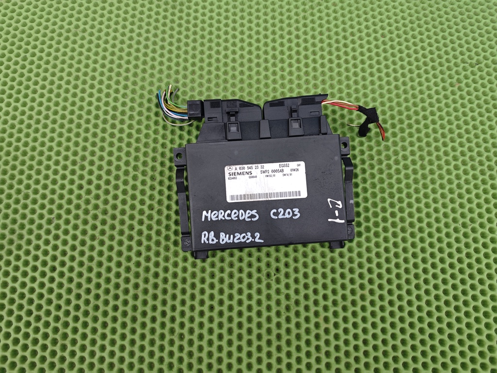 MERCEDES-BENZ W203 2000-2006 для Блок управления двигателем (мозги)