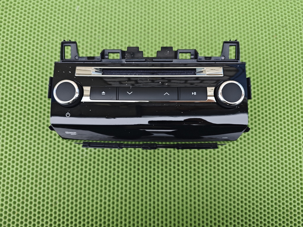 TOYOTA LAND CRUISER (200) 2008- для Магнитола (штатная)