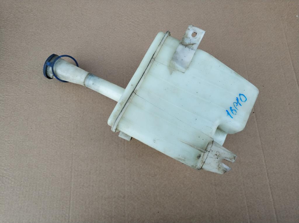 NISSAN PRIMERA (P10) 1990-1996 для Бачок омывателя