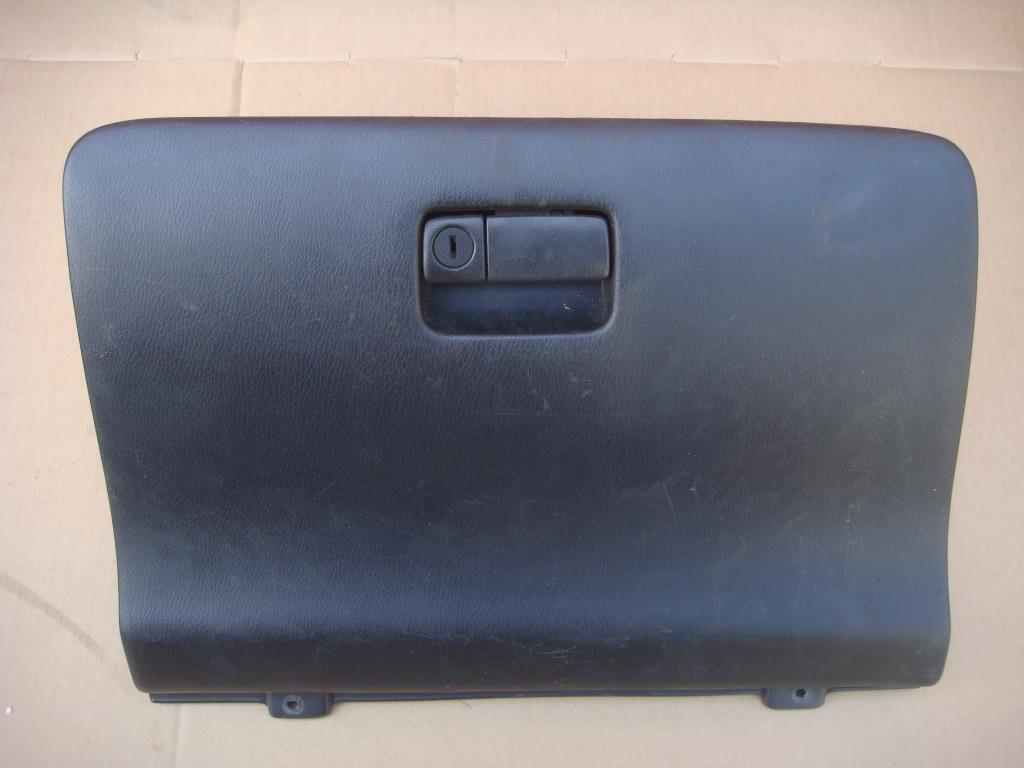 NISSAN CEFIRO (A32) 1994-1999 для Бардачок (вещевой ящик)