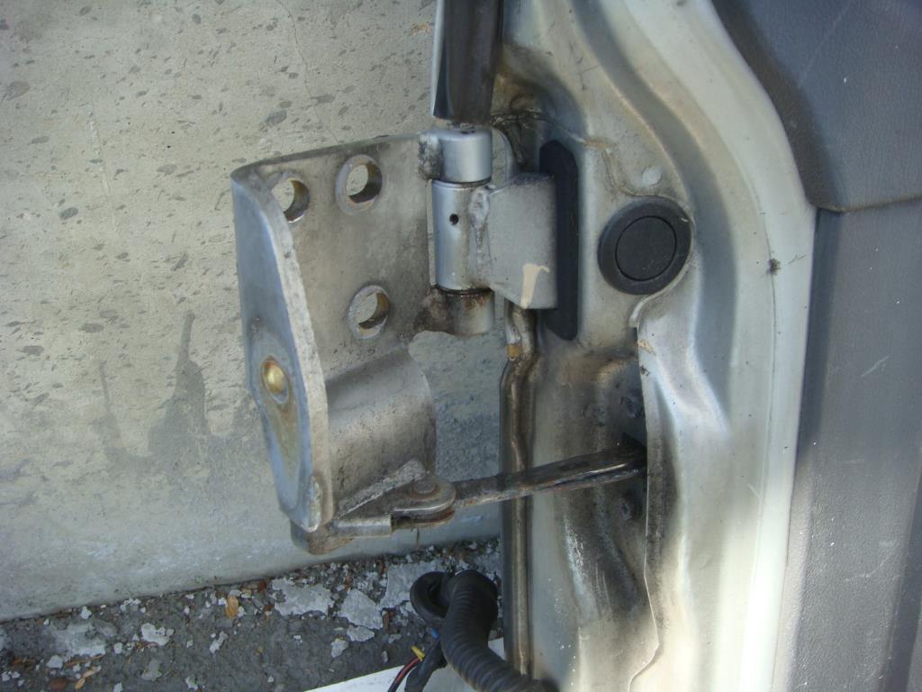 MITSUBISHI PAJERO/MONTERO (V1,V2,V3,V4) 1990-1997 для Петля двери (крышки) багажника