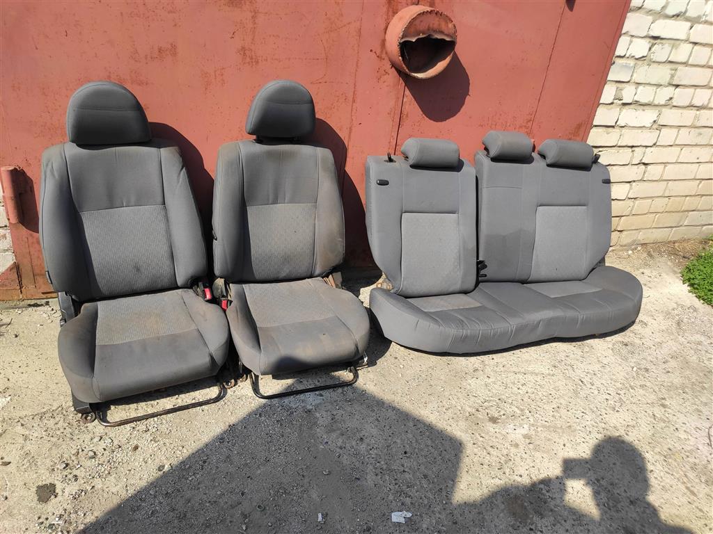 NISSAN ALMERA (N16) 2000-2006 для Сиденья комплект