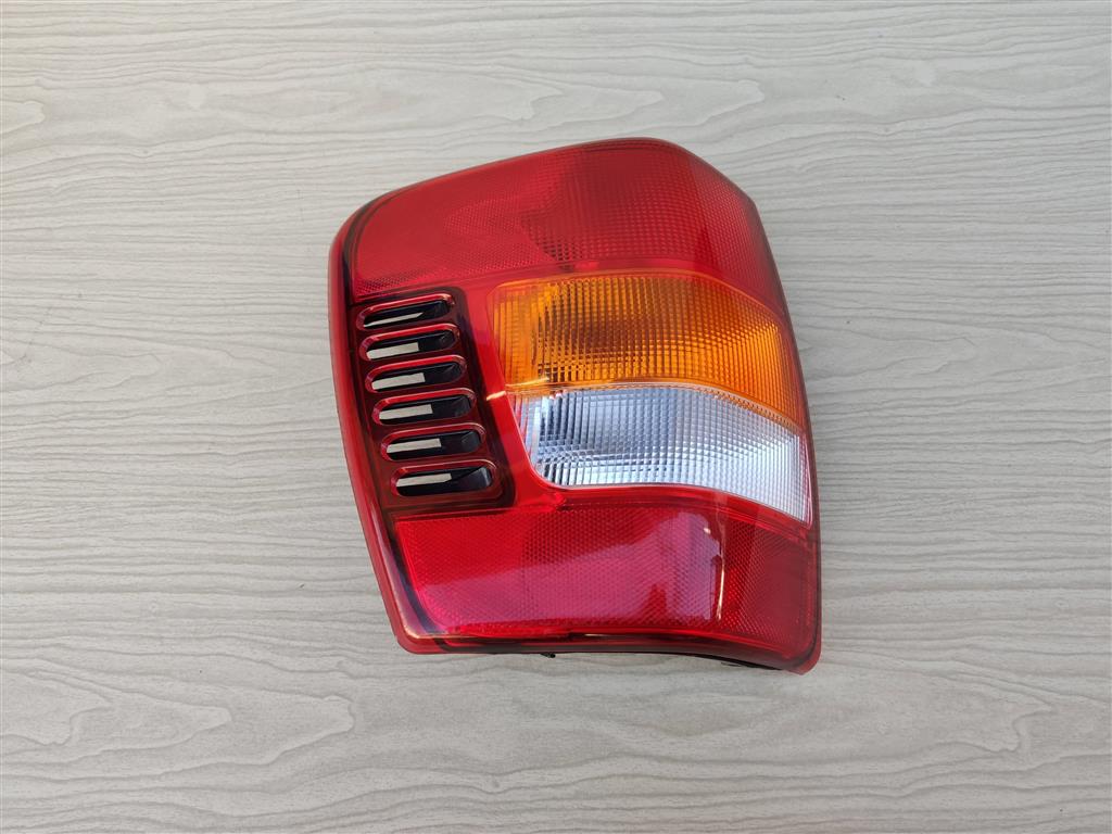 JEEP GRAND CHEROKEE (WJ) 1999-2004 для Фонарь задний левый