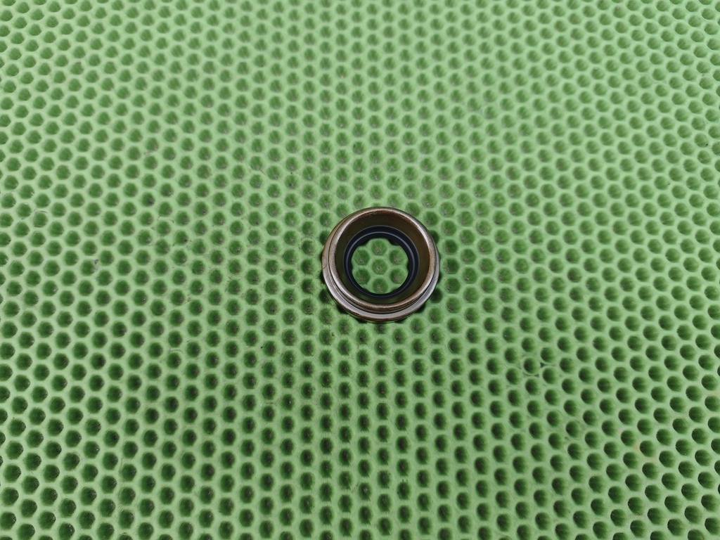 JEEP GRAND CHEROKEE (ZJ) 1993-1998 для Сальник полуоси