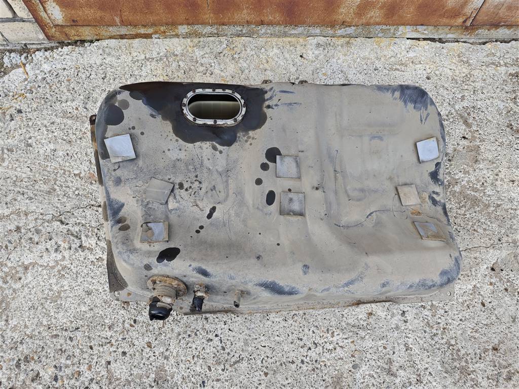 TOYOTA CARINA E 1992-1997 для Бак топливный (бензобак)