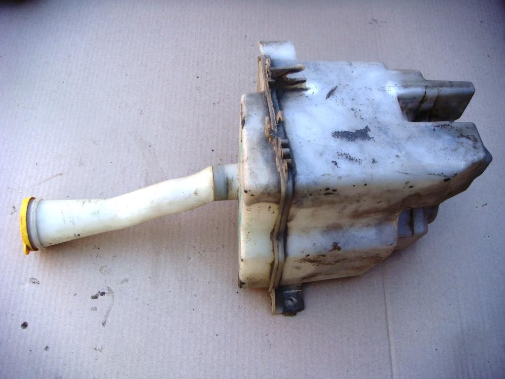 NISSAN ALMERA (N16) 2000-2006 для Бачок омывателя