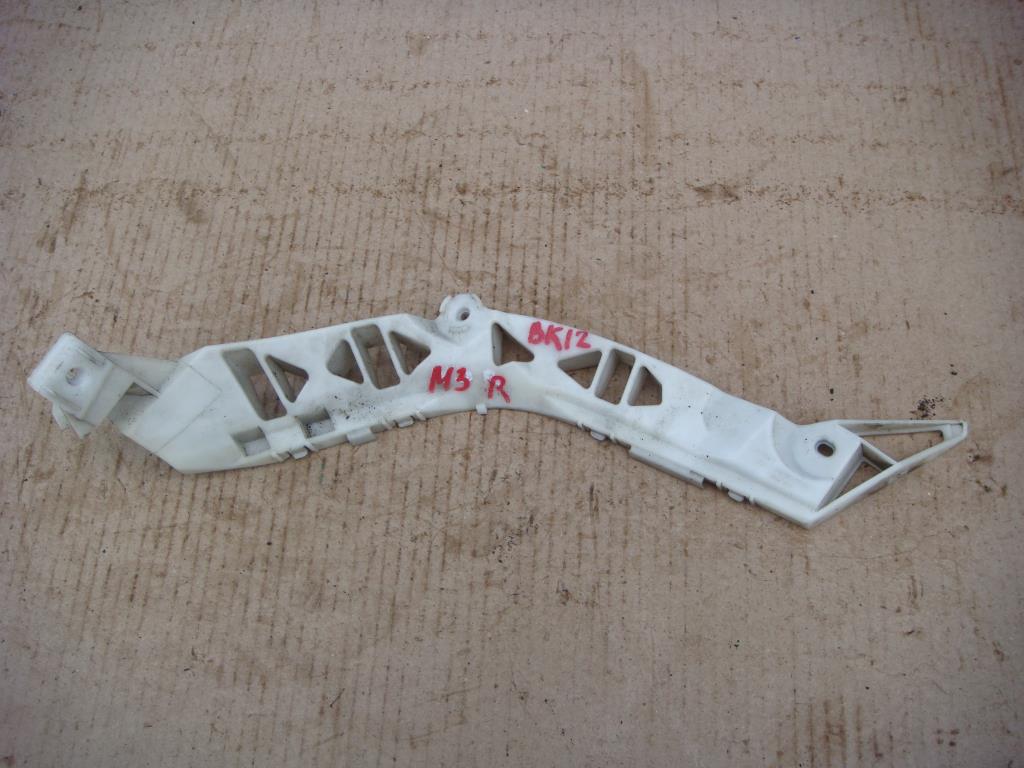 MAZDA 3 (BK) 2003-2009 для Кронштейн заднего бампера правый