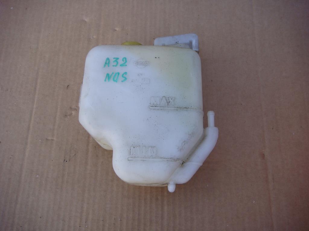 NISSAN CEFIRO (A32) 1994-1999 для Бачок расширительный