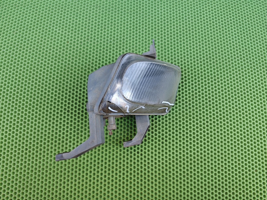 OPEL VECTRA B 1996-2001 для Фара противотуманная правая