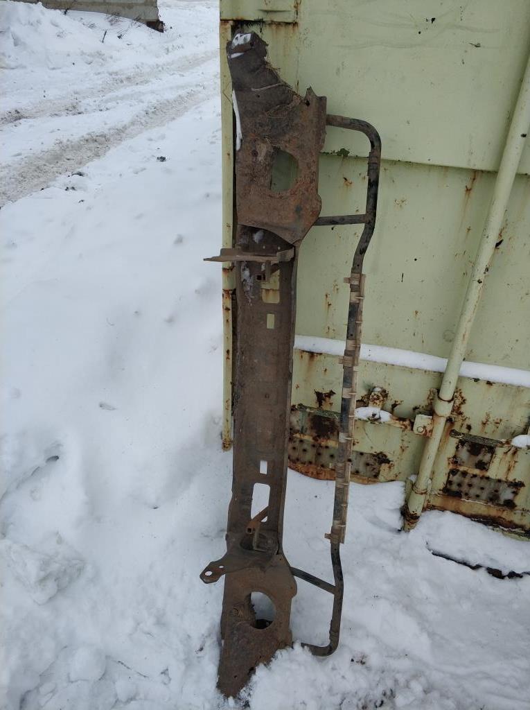 NISSAN TERRANO II (R20) 1993-2004 для Усилитель переднего бампера