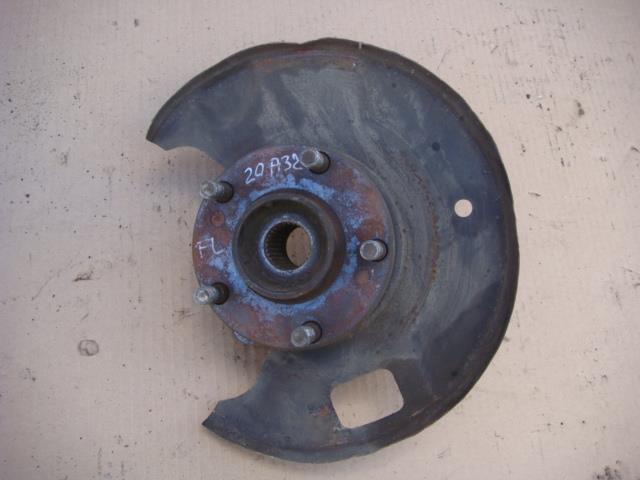 NISSAN CEFIRO (A32) 1994-1999 для Кулак передний левый