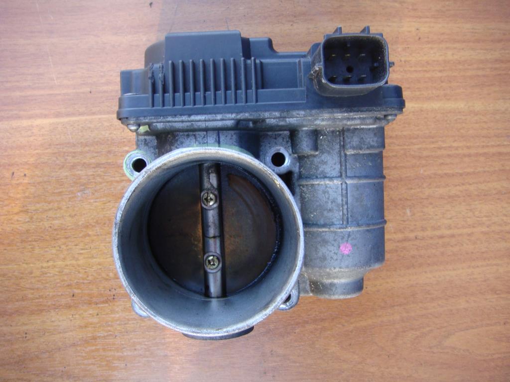 NISSAN SERENA (C24) 1999-2005 для Заслонка дроссельная