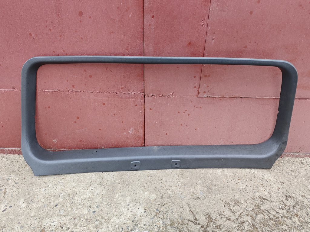 MITSUBISHI PAJERO/MONTERO (V1,V2,V3,V4) 1990-1997 для Обшивка крышки багажника