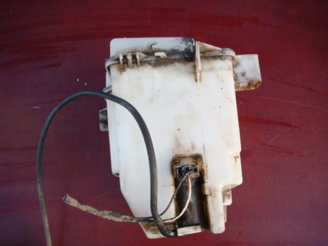 NISSAN CEFIRO (A32) 1994-1999 для Бачок омывателя