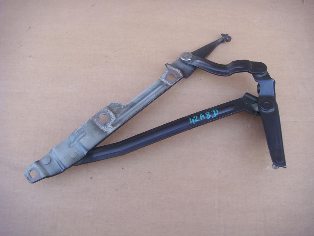 AUDI A8 (D2) 1994-2003 для Петля двери (крышки) багажника левая