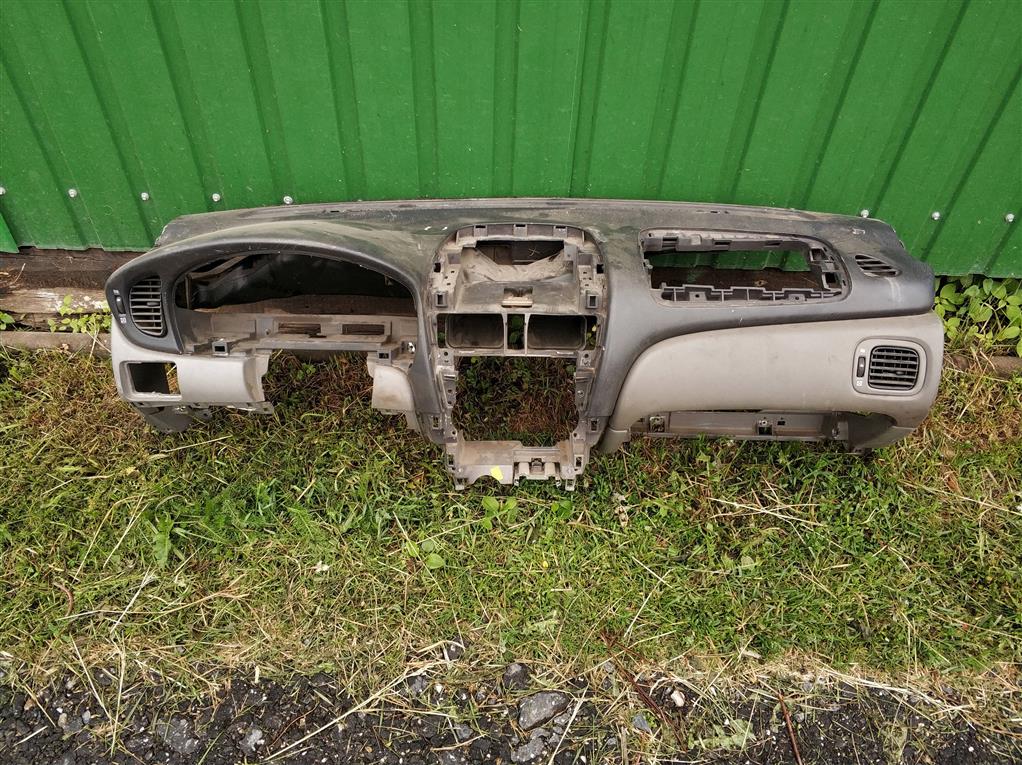 NISSAN ALMERA (N16) 2000-2006 для Торпедо (панель приборов)