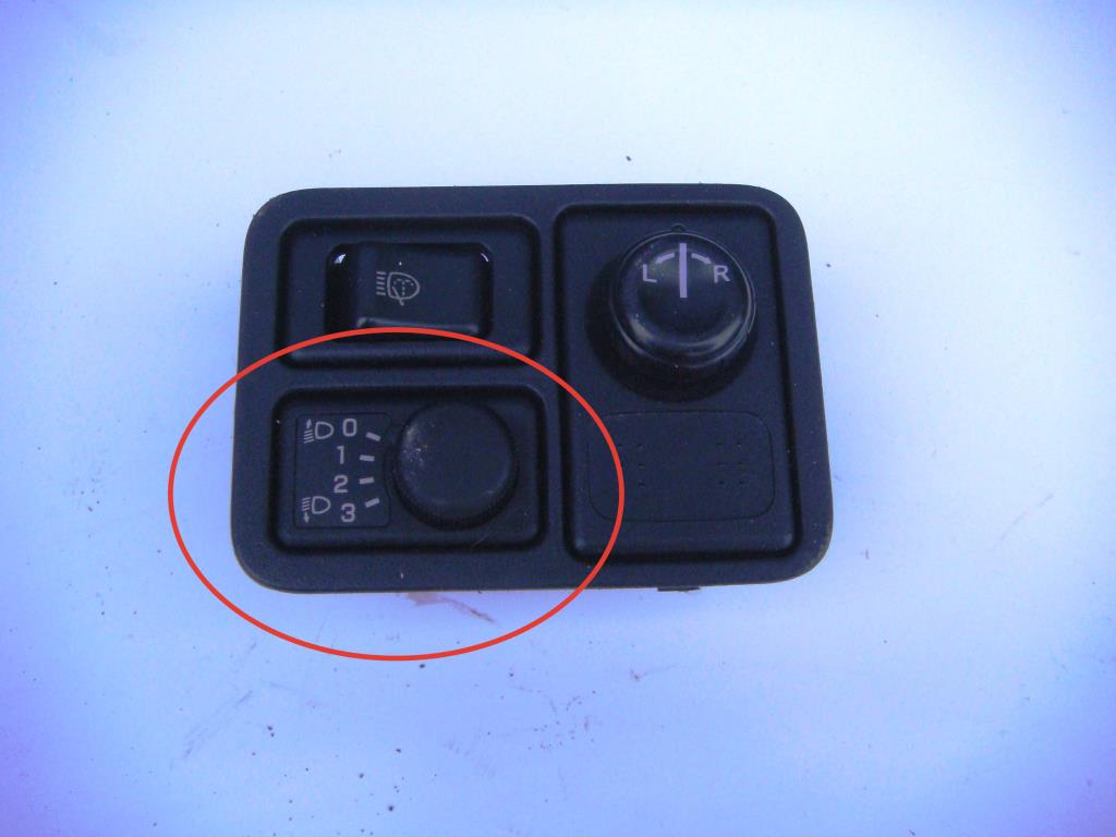 NISSAN ALMERA (N16) 2000-2006 для Кнопка корректора фар