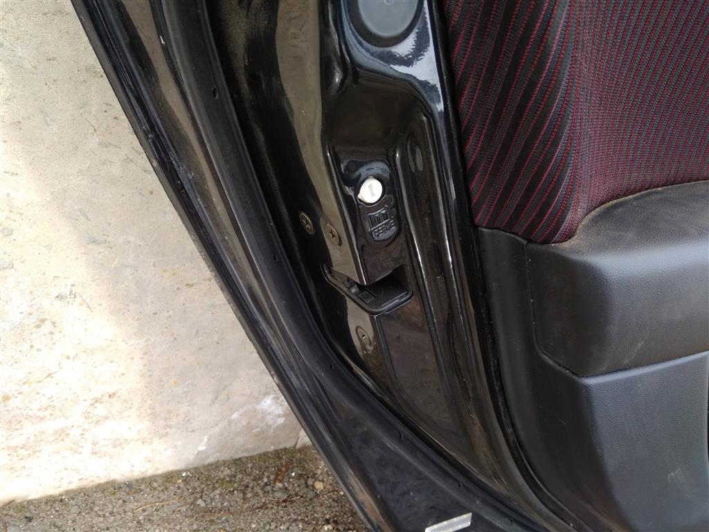 MAZDA 3 (BK) 2003-2009 для Замок двери задней левой