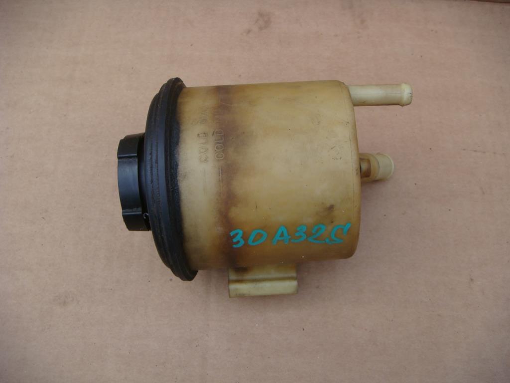NISSAN ALMERA (N16) 2000-2006 для Бачок ГУР