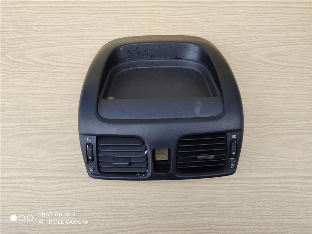 NISSAN ALMERA (N16) 2000-2006 для Накладка на торпедо верхняя