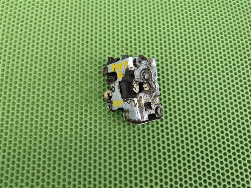 JEEP CHEROKEE (XJ) 1990-2001 для Замок двери передней левой