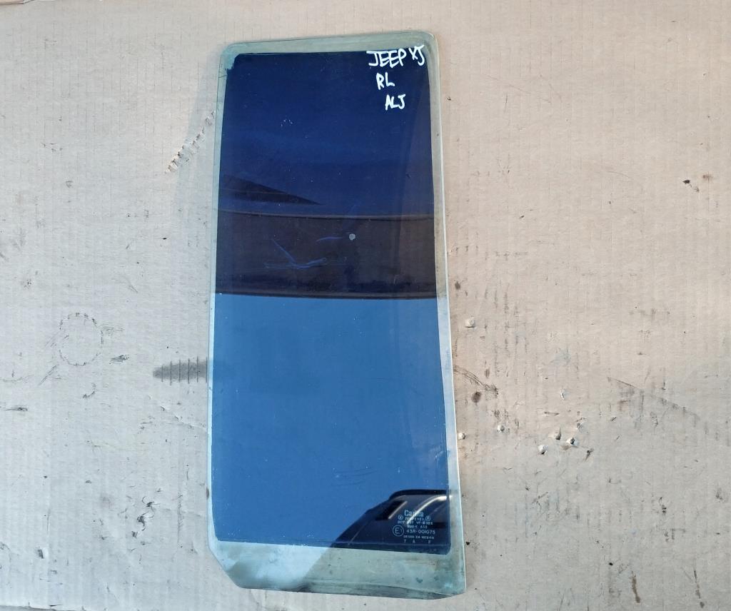 JEEP CHEROKEE (XJ) 1984-1990 для Стекло двери задней левой (форточка)