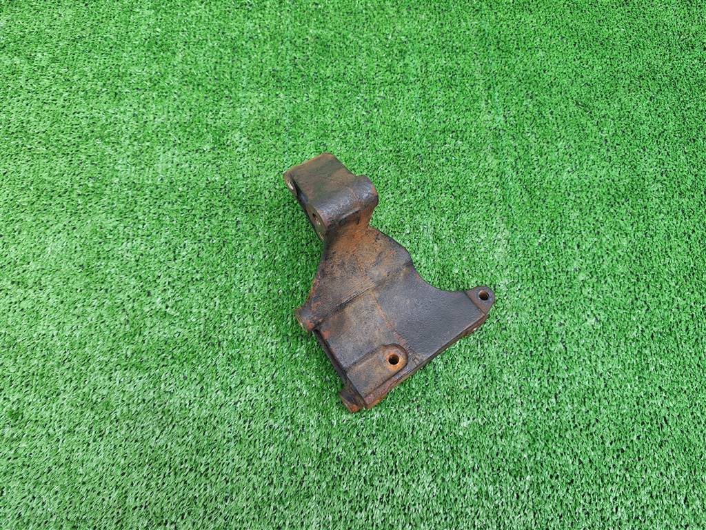 JEEP GRAND CHEROKEE (ZJ) 1993-1998 для Кронштейн генератора