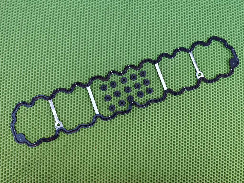 JEEP GRAND CHEROKEE (WJ) 1999-2004 для Прокладка клапанной крышки