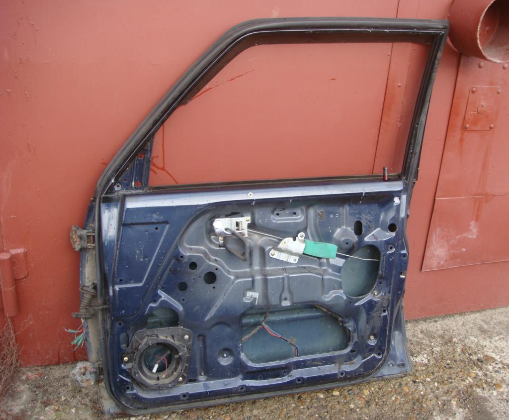 MITSUBISHI PAJERO/MONTERO (V1,V2,V3,V4) 1990-1997 для Замок двери передней правой