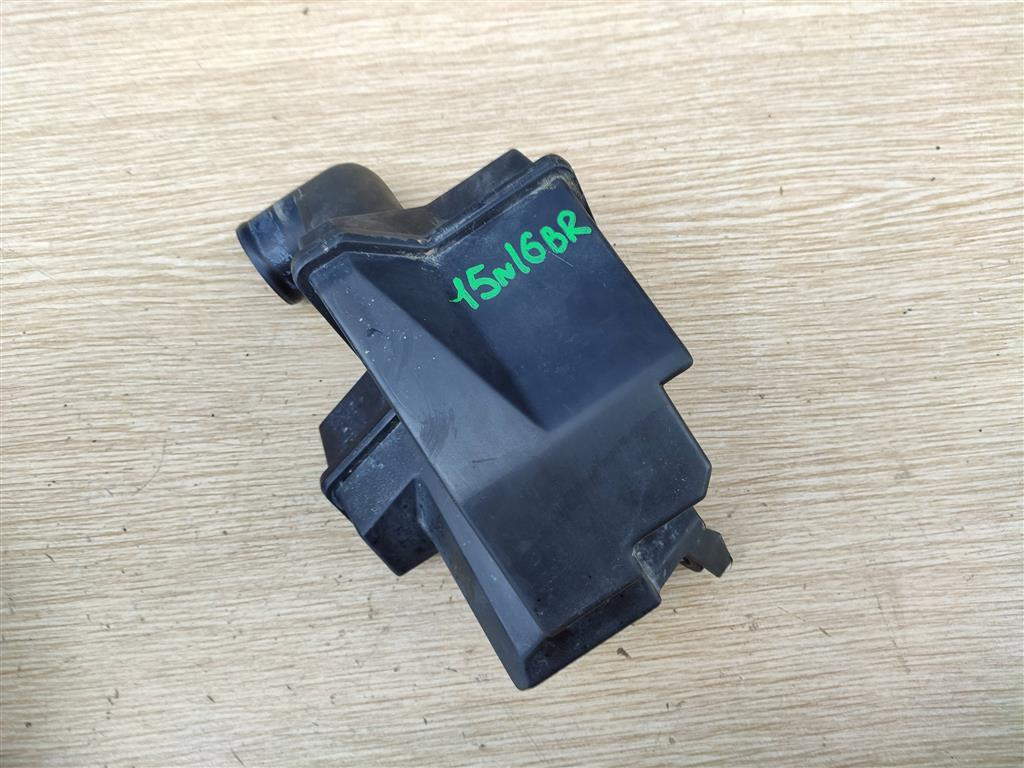 NISSAN ALMERA (N16) 2000-2006 для Резонатор воздушного фильтра