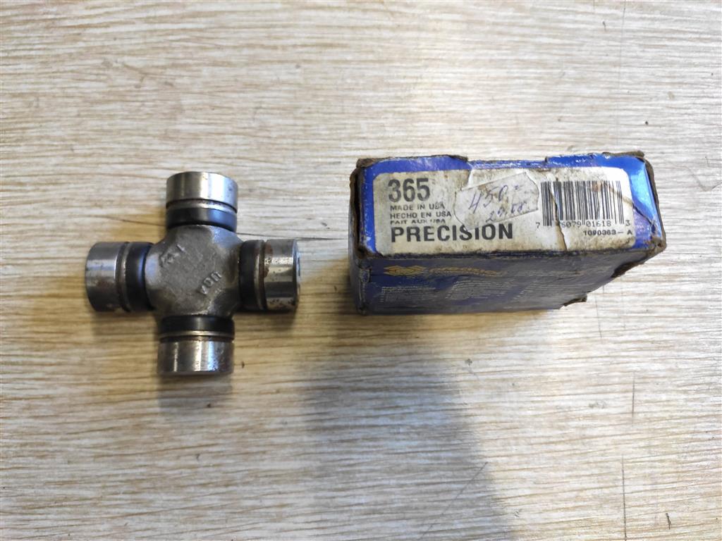 JEEP CHEROKEE (XJ) 1990-2001 для Крестовина