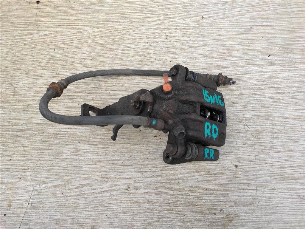 NISSAN ALMERA (N16) 2000-2006 для Суппорт задний правый