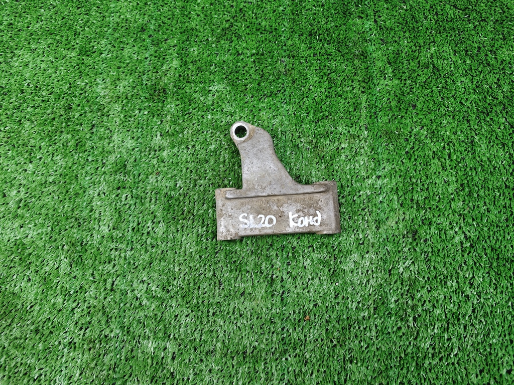 SUBARU LEGACY (B11) 1994-1998 для Кронштейн компрессора кондиционера