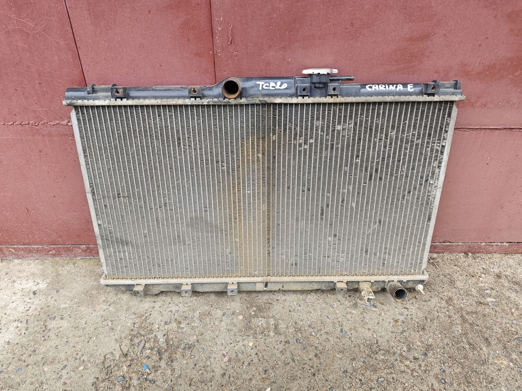 TOYOTA CARINA E 1992-1997 для Радиатор охлаждения